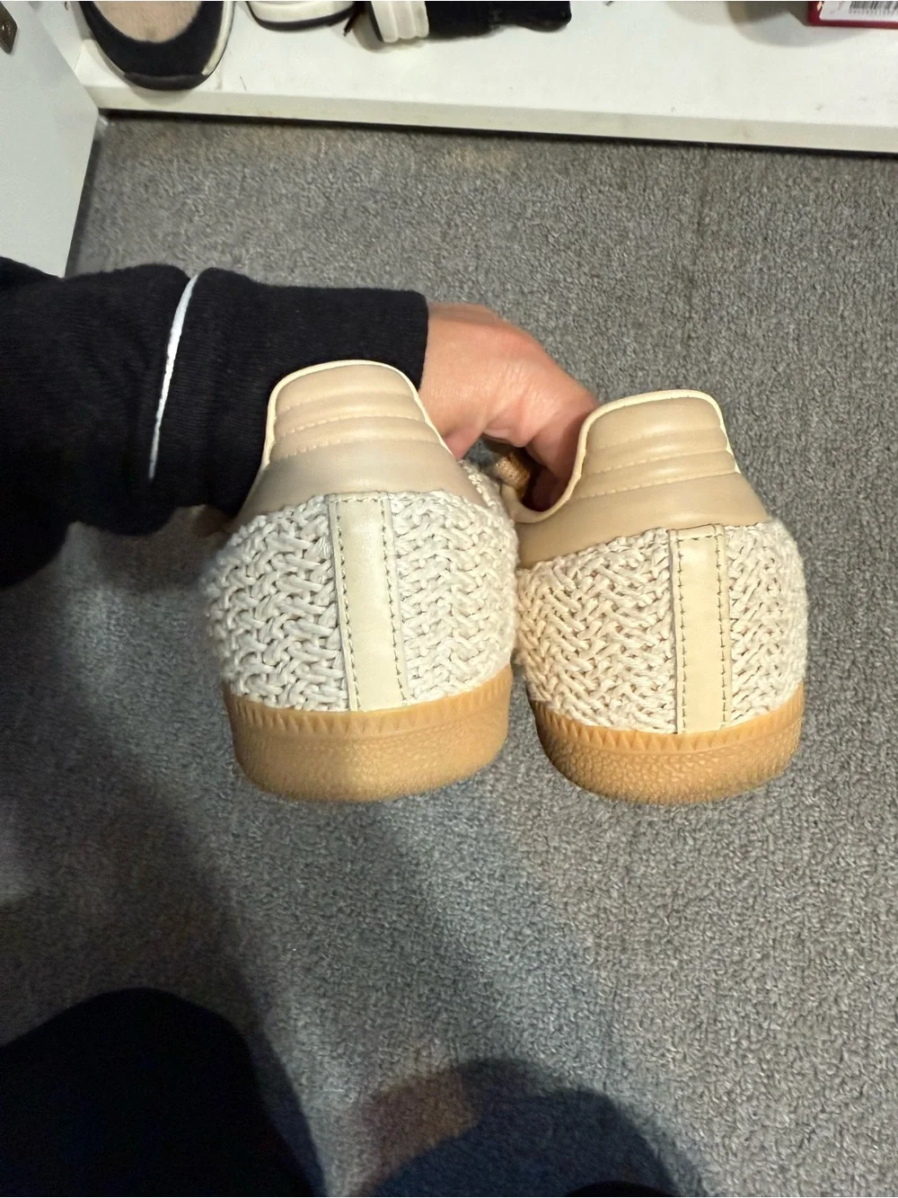 adidas lightweight woven